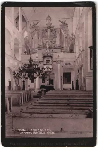 Fotografie Otto Pezoldt, Hildburghausen, Ansicht Hildburghausen, Innenansicht der Stadtkirche