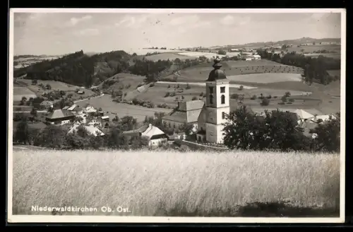 AK Niederwaldkirchen /Ob. Öst., Ortspartie mit Kirche
