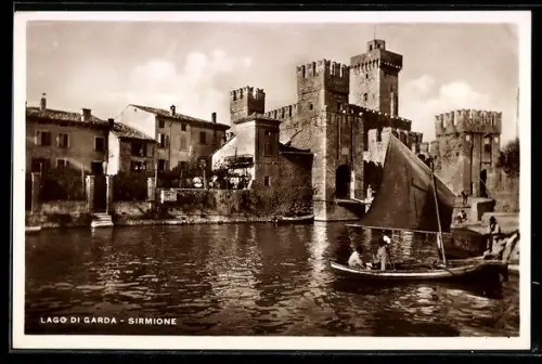 AK Sirmione, Blick zur Burg, Segelboot