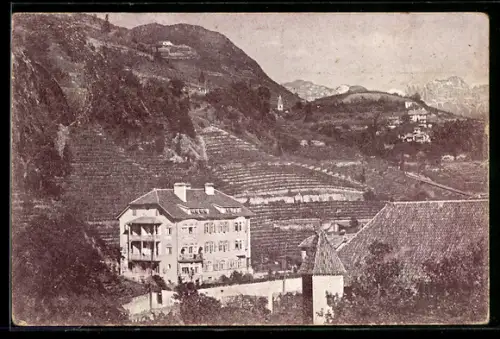 AK Bozen, Familien-Hotel Lindelehof aus der Vogelschau