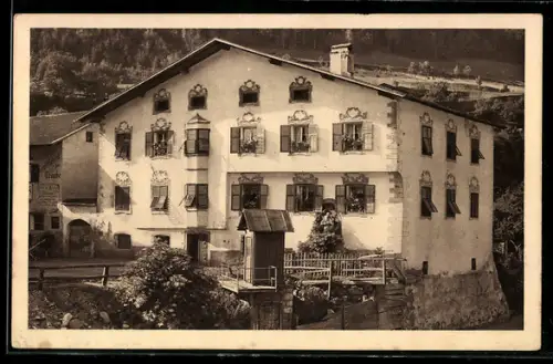 AK Klausen, Altes Bürgerhaus mit Wandmalerei