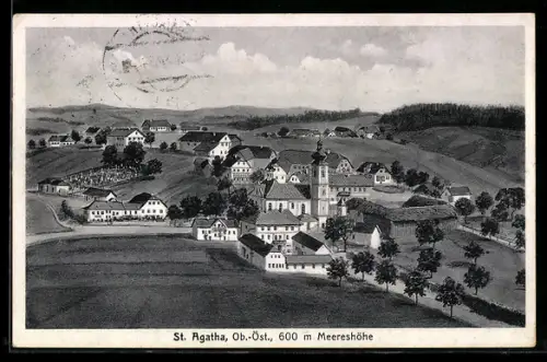 AK St. Agatha /Ob.-Öst., Gesamtansicht mit Kirche aus der Vogelschau