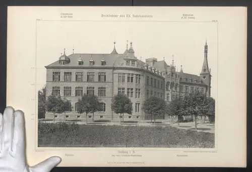 Fotografie Lichtdruck Ernst Wasmuth, Berlin, Ansicht Freiburg i. B., Ansicht vom neuen Friedrichs-Gymnasium, 48 x 32cm