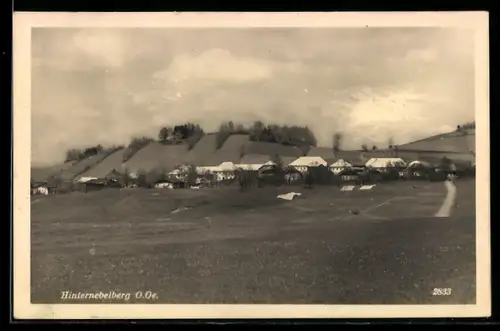 AK Nebelberg /O. Ö., Hinternebelberg, Panorama mit Ort und Feldern