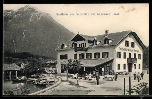 AK Maurach /Tirol, Gasthaus zur Seespitze A. Brummer mit Anlegesteg und Bergpanorama
