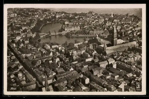 AK Kiel, Stadtansicht mit Brücke und Kirche, Fliegeraufnahme