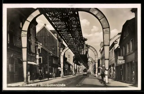AK Wuppertal-Elberfeld, Sonnbornerstrasse, Schwebebahn