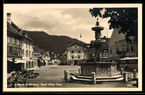 AK Friesach in Kärnten,  Platz mit Hotel Friesacherhof u. Brunnen