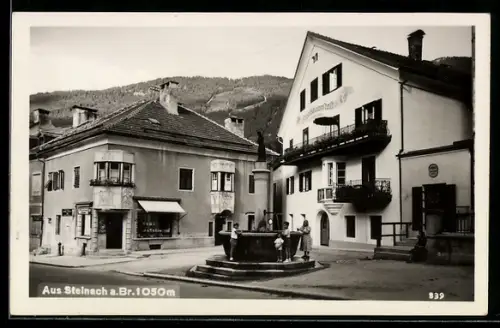 AK Steinach a.Br., Platz mit Brunnen und Häusern