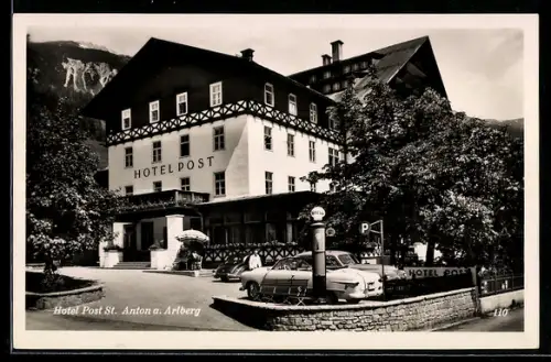 AK St. Anton a. Arlberg, Hotel Post, Shell-Zapfsäule