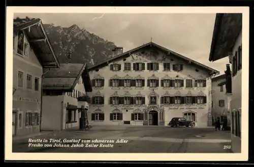 AK Reutte in Tirol, Gasthof zum Schwarzen Adler, Fresko von Johann Jakob Zeiler