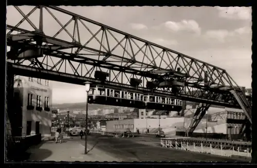 AK Wuppertal-Elberfeld, Bundesallee mit Schwebebahn