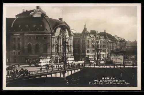 AK Berlin, Die Weidendammer Brücke, Friedrichstrasse und Komische Oper, Bus