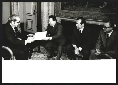 Fotografie General Francisco da Coetz Gomes mit Germann Exen und Joaquim Gomes
