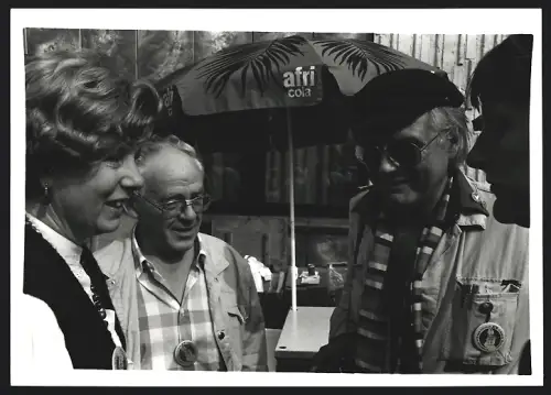 Fotografie Helmut Bausch (KPD) im Gespräch