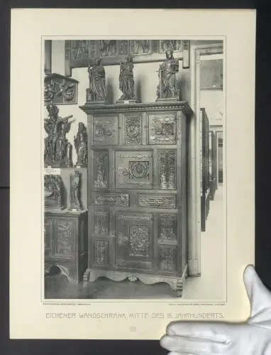 Fotografie Lichtdruck Carl Ebner, Stuttgart, Eichener Wandschrank, Mitte des 16. Jahrhunderts, Grossformat 33 x 44cm