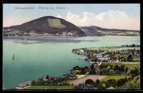 AK Weyregg am Attersee, Panorama mit See und Uferort