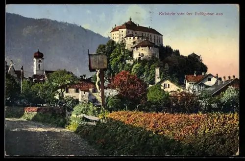 AK Kufstein, Blick von der Feldgasse auf Festung und Kirche