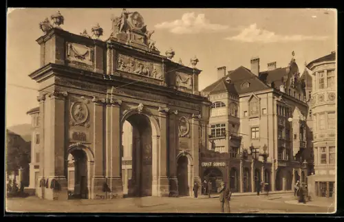AK Innsbruck, Die Triumphpforte