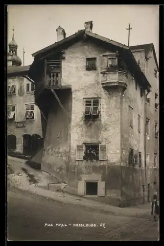 AK Hall, Nagelburg, Eckhaus mit Erker an der Strasse