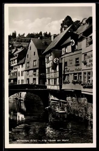 AK Monschau /Eifel, Alte Häuser am Markt mit n