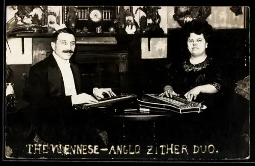 AK The Viennese-Anglo Zither Duo, Musiker