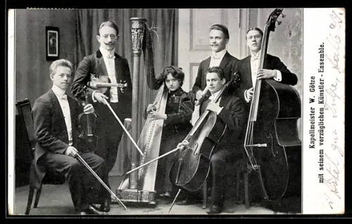 AK Musiker unter dem Kapellmeister W. Götze mit Harfe, Kontrabass und Cello