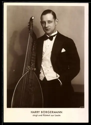 AK Musiker Harry Börgermann mit Laute
