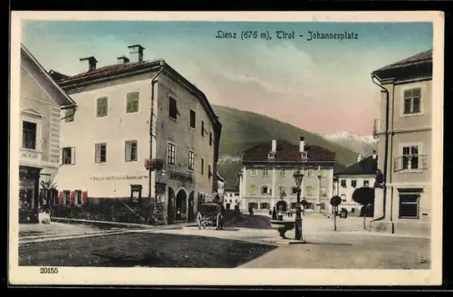 AK Lienz /Tirol, Johannesplatz mit Brunnen