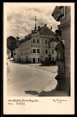 AK Windischgarsten, Marktplatz mit Rathaus und Brunnen, Feinkost-Geschäft, Tabak-Geschäft