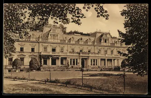 AK Ludwigsfelde, Eingangsportal vom Schloss Siethen