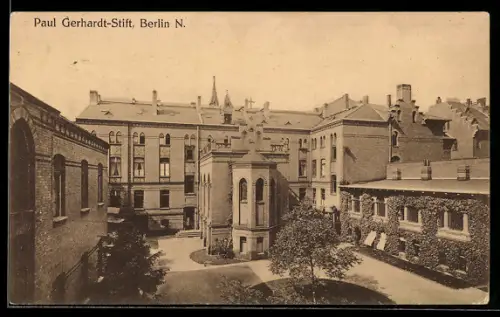 AK Berlin-Wedding, Ansicht vom Paul Gerhardt-Stift, Diakonissen-und Krankenhaus, Müller-Strasse 56-57a