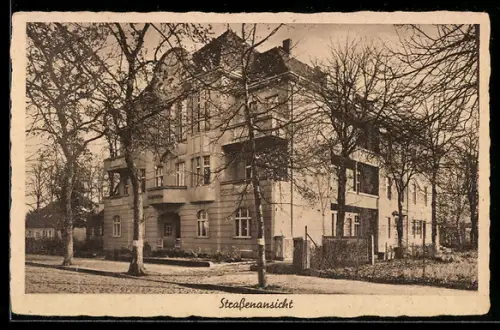AK Berlin-Niederschönhausen, Friedrich-Fröbel-Haus in der Kaiserin-Augustastrasse 37, Aussenansicht
