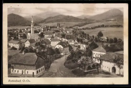 AK Rottenbach /O.-Oe., Ortsansicht mit Kirche