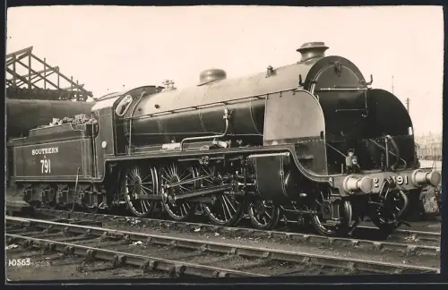 Fotografie britische Eisenbahn, Southern Railway, Tender-Lokomotive Dampflok No. 791