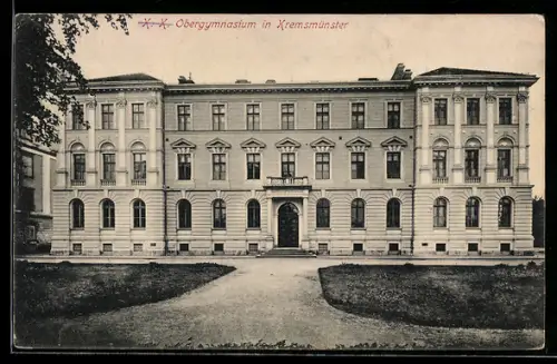 AK Kremsmünster, Frontansicht vom K. K. Obergymnasium