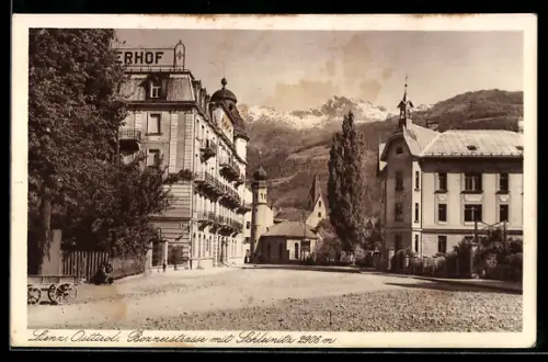 AK Lienz /Osttirol, Boznerstrasse mit Schleiwitz