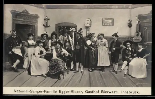 AK Innsbruck, National-Sänger-Familie Egger-Rieser, Gasthof Bierwastl
