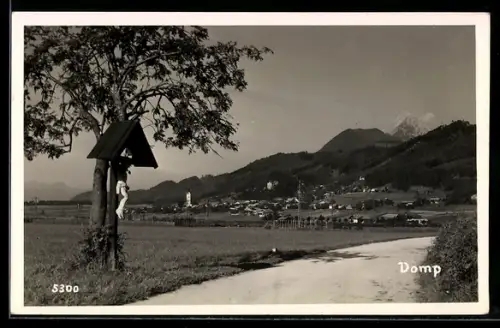 AK Vomp, Ort mit Kirche und Bergpanorama