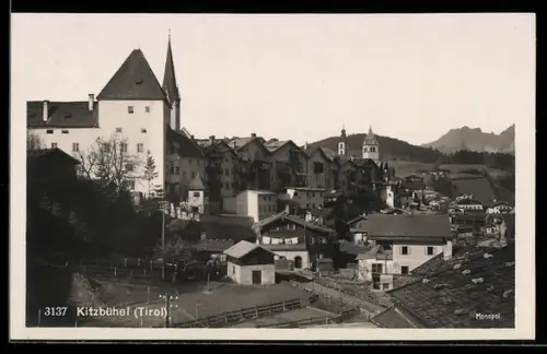AK Kitzbühel /Tirol, Panorama mit Kirche und Häusern