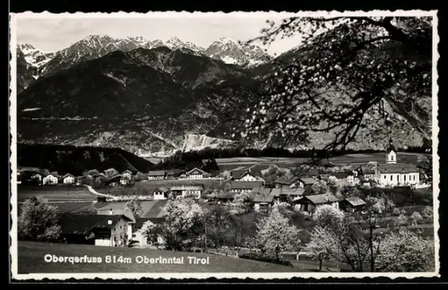 AK Oberperfuss /Oberinntal, Teilansicht mit Kirche