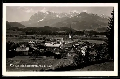 AK Kössen, Ortsansicht mit dem Kaisergebirge