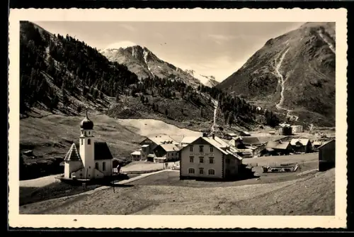 AK Vent /Oetztaler Alpen, Gesamtansicht vor Bergen