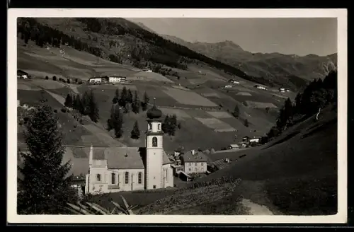 AK Navis b. Matrei, Panorama mit Kirche