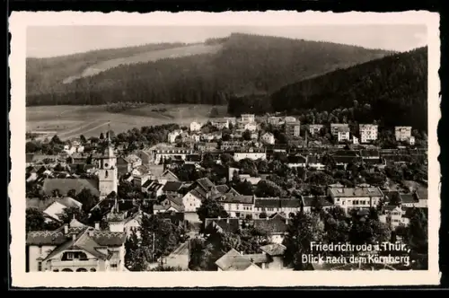 AK Friedrichroda i. Thür., Blick nach dem Körnberg mit Strassenpartie