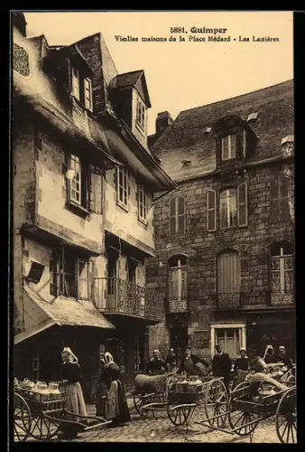 AK Quimper, Vieilles maisons de la Place Médard, Les Laitières