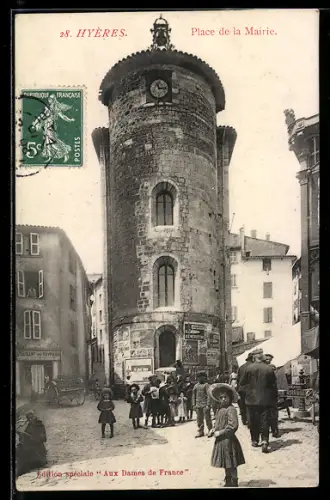 AK Hyères, Place de la Mairie
