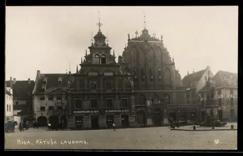 AK Riga, Ratusa Laukums, Partie am Rathaus