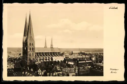 AK Lübeck, Marienkirche, Ansicht über die Altstadt
