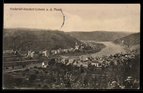 AK Cobern a. d. Mosel, Moselpanorama mit Dorf, Kirche und Weinbergen